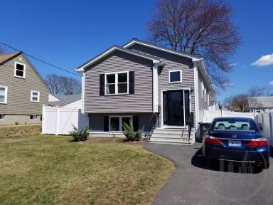 Main picture of 72 Boxwood Ave