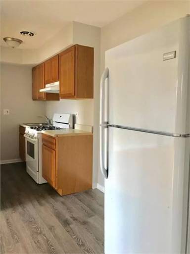 Main picture of 1500 N 22nd Ave