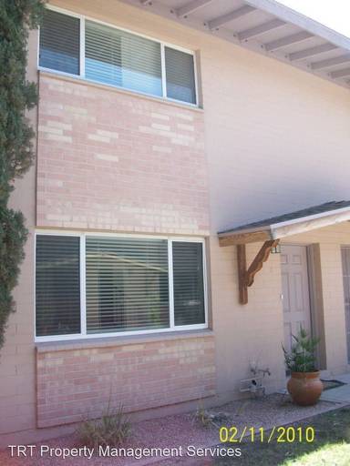 Main picture of 935 N Venice Ave