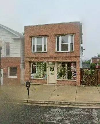 Main picture of 155 E Main St