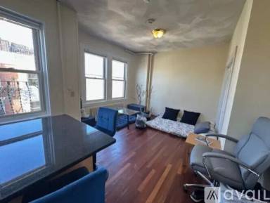 Main picture of 108 Myrtle St