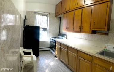 Main picture of 1025 College Ave