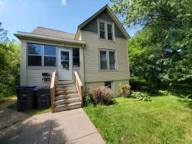 Main picture of 621 E 10th St
