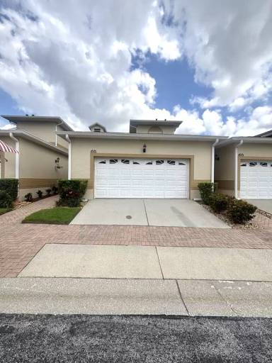 Main picture of 13220 Fountainbleau Dr