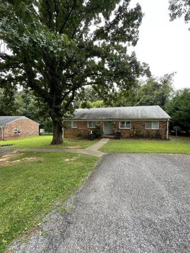 Main picture of 112 Camp Ave