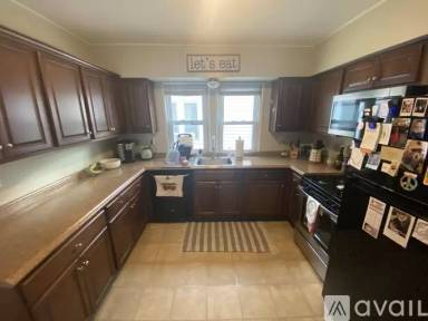 Main picture of 20 Commonwealth Ave