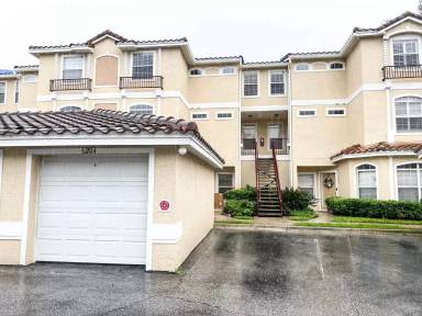 Main picture of 674 Sandy Neck Ln