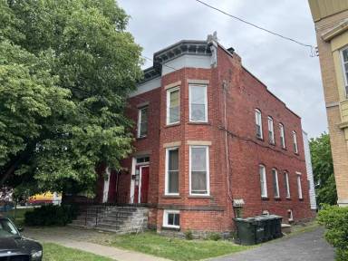 Main picture of 717 23rd St