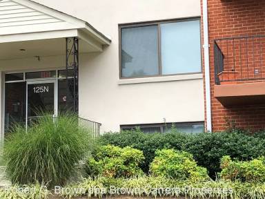 Main picture of 125N Clubhouse Dr SW