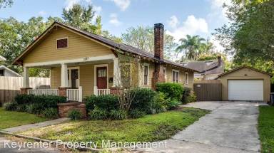 Main picture of 1077 Orleans Ct
