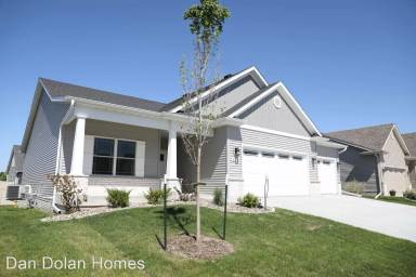 Main picture of 534 Kevin Rd