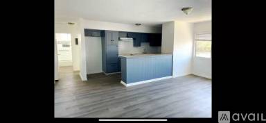 Main picture of 4240 S Figueroa St