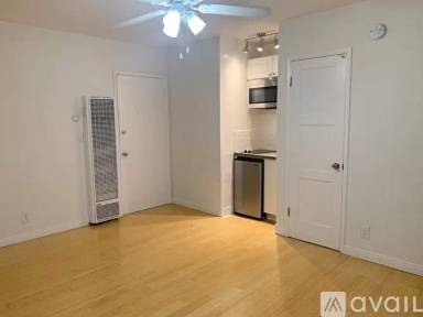Main picture of 2589 S Sepulveda Blvd