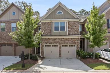 Main picture of 1946 Brightleaf Way