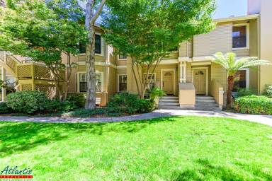 Main picture of 990 La Mesa Terrace, Sunnyvale, CA 94086