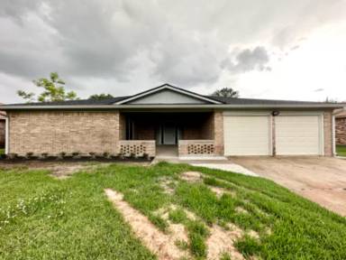 Main picture of 3106 Stacy Ln