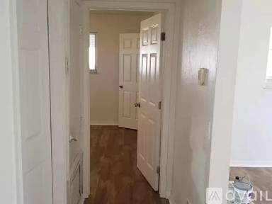 Main picture of 572 Foote Ct
