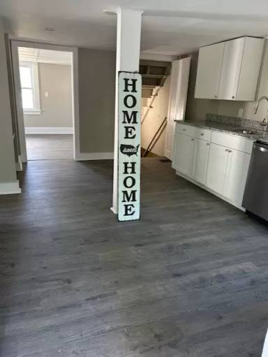 Main picture of 21 Grove St