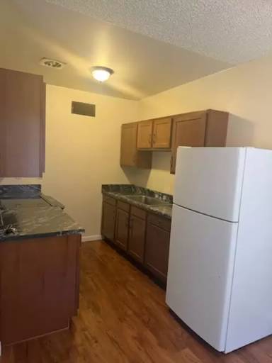 Main picture of 1518 E Hedrick Dr