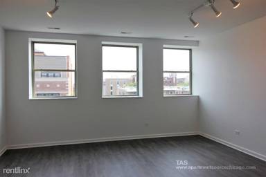 Main picture of 932 W Dakin St