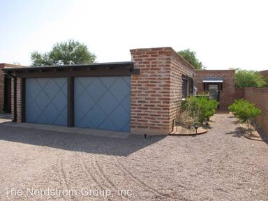 Main picture of 2820 N Torino Ave