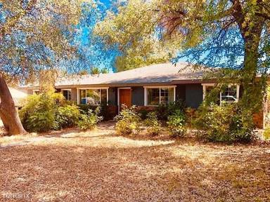 Main picture of 3429 Adams Ln