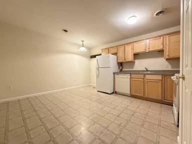 Main picture of 934 Rose St