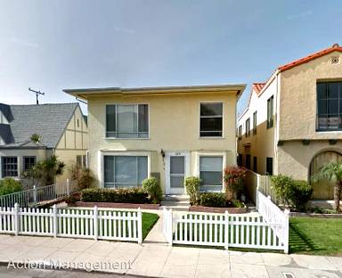 Main picture of 129 Roycroft Ave