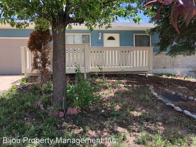 Main picture of 2617 Montebello Dr W