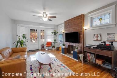 Main picture of 3999 Dover Pl