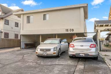 Main picture of 1509 S Van Ness Ave
