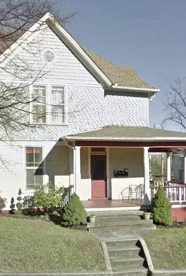 Main picture of 702 Luttrell St