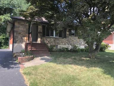 Main picture of 2219 W Huntington Dr