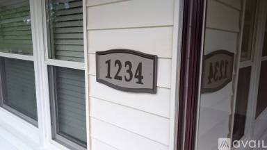 Main picture of 1234 S Ellis Ave