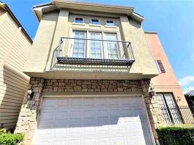 Main picture of 2819 Clinton Dr