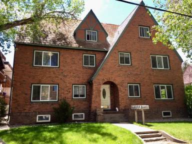 Main picture of 1216 E Ivinson Ave