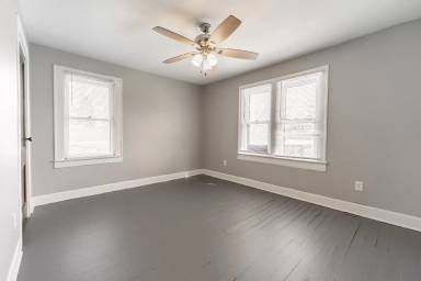 Main picture of 2504 Boulevard Pl