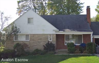Main picture of 21981 Robinhood Ave