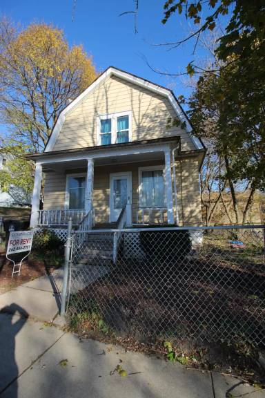 Main picture of 1107 Lasalle St