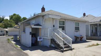 Main picture of 1206 SW Frazer Ave