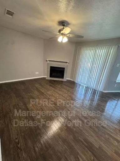 Main picture of 806 Castleglen Dr