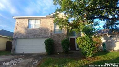 Main picture of 7121 Lynn Lake Dr