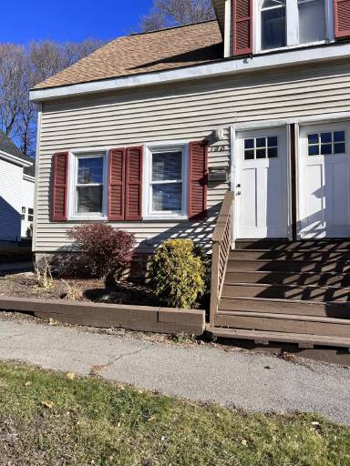 Main picture of 138 Parker St