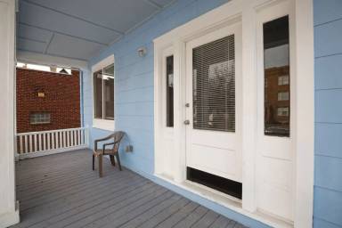 Main picture of 1221 California Ave