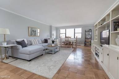 Main picture of Whittier Place Condominium