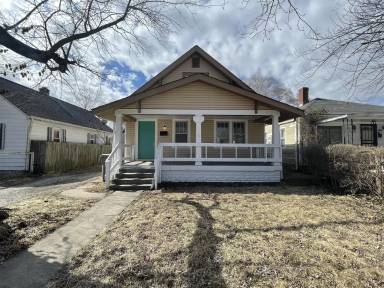 Main picture of 3906 N Tacoma Ave