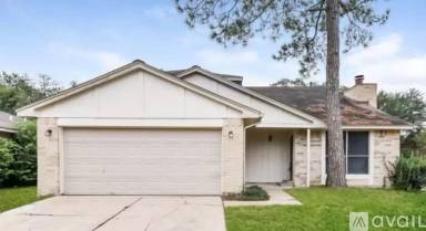 Main picture of 18091 Forest Cedars Dr