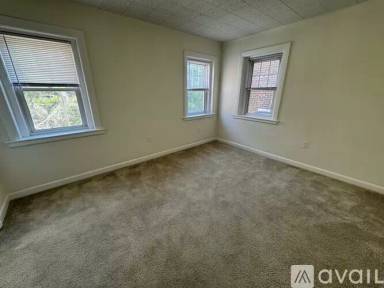 Main picture of 1223 Beacon St