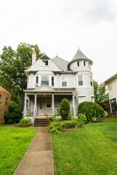 Main picture of 3606 Michigan Ave