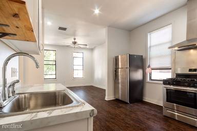 Main picture of 1931 W 21st Pl